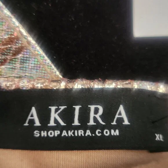 Top - Picture 4 of 5